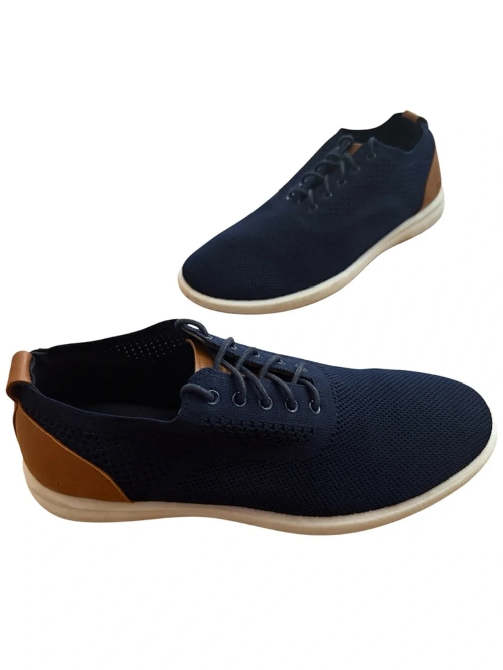 SOPHISTICATED NAVY OXFORD SHOE SPORTY SNEAKER OUTSOLE CASUAL LIGHTWEIGHT SIZE 11